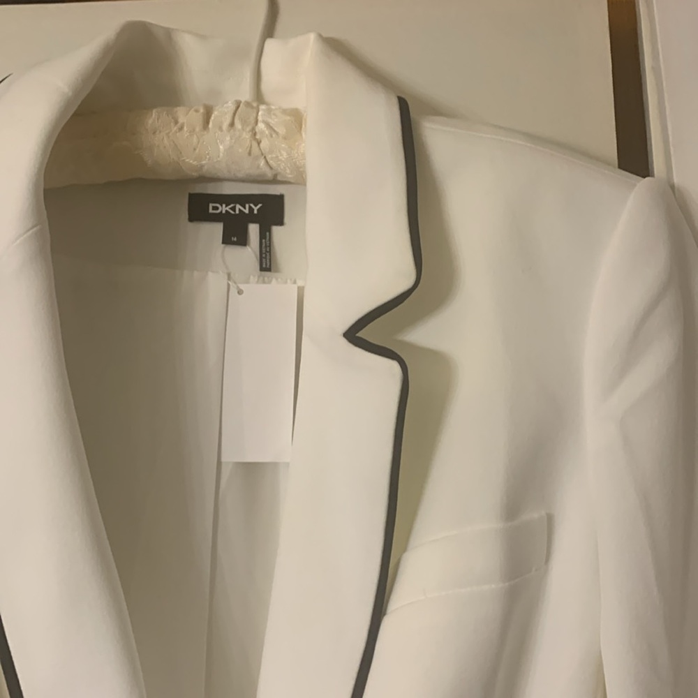 DKNY white pantsuit size 14 - Picture 5 of 5